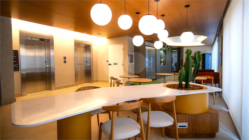 Apartamento à venda com 4 suítes em Jardim das Acácias, São Paulo, SP