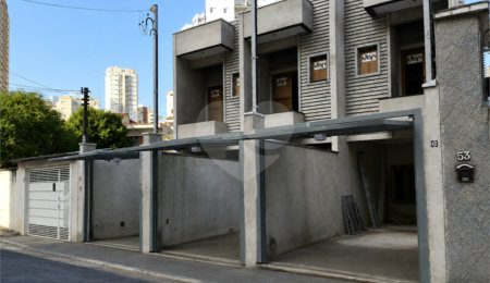 Sobrado à venda com 3 quartos, sendo 1 suíte,  em Santana, São Paulo, SP