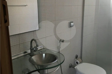 Apartamento à venda com 1 quarto em Aclimação, São Paulo, SP