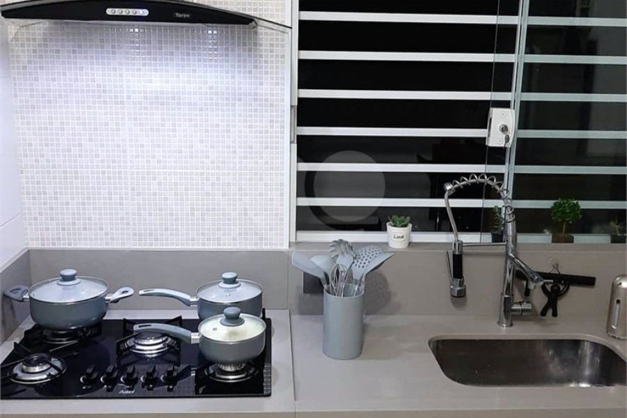 Sobrado à venda com 3 quartos, sendo 1 suíte, em Vila Mazzei, São Paulo, SP