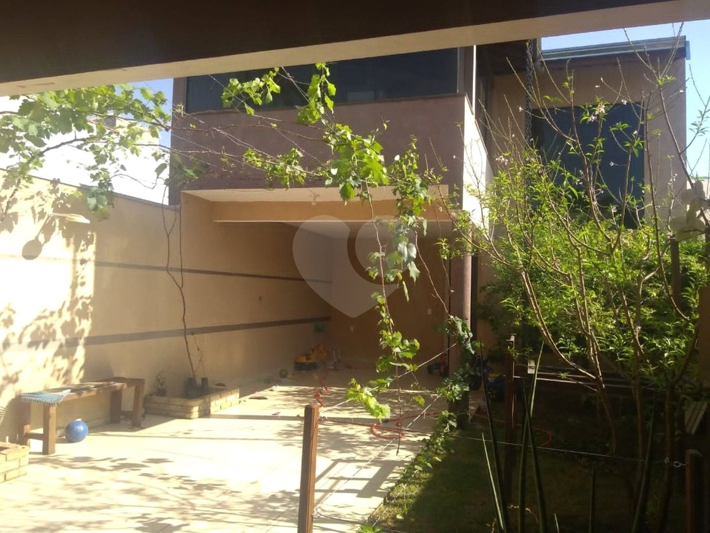 Casa à venda com 3 quartos, sendo 1 suíte, em Jardim Panorama, Salto, SP
