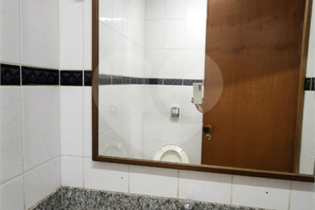 Apartamento à venda com 2 quartos no Centro, Araraquara, SP