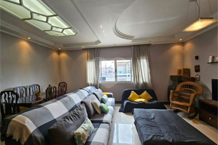 Casa à venda com 3 quartos, sendo 1 suíte, em Vila Fiat Lux, São Paulo, SP