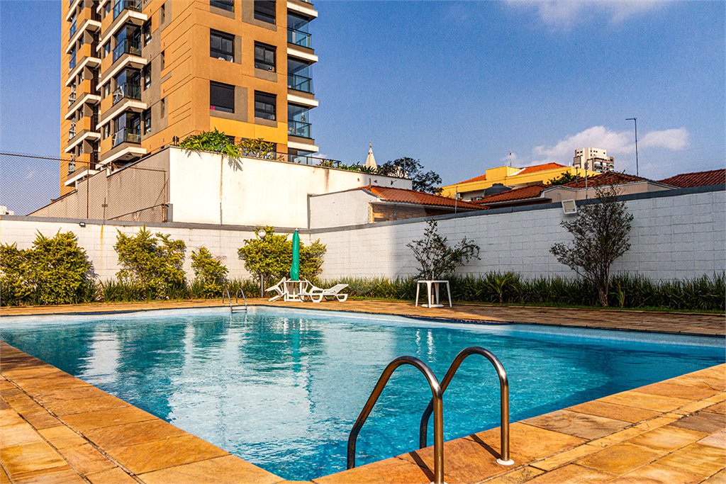 Cobertura à venda ou para alugar com 3 quartos, sendo 2 suítes, em Pinheiros, São Paulo, SP