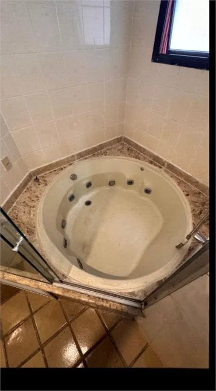 Apartamento à venda ou para alugar com 3 quartos, sendo 1 suíte, em Vila Andrade, São Paulo, SP