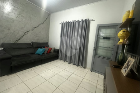 Casa à venda com 3 quartos, sendo 1 suíte,  em Jardim Alvorada, Três Lagoas, MS