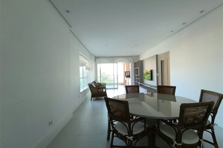 Apartamento para alugar com 3 suítes em Jardim Virgínia, Guarujá, SP