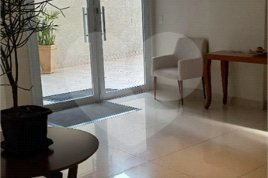 Apartamento com sacada - metrô Tucuruvi - NOVO