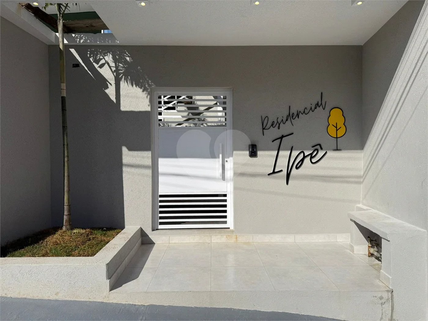 Vendo Apartamento Novo – 80m² de Conforto e Praticidade!