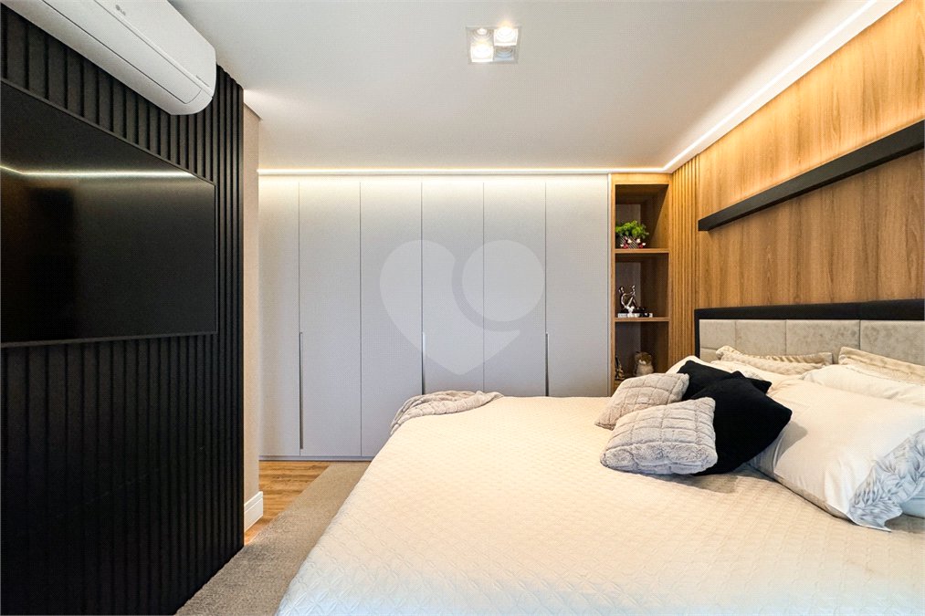 Apartamento à venda com 3 suítes em Chácara Santo Antônio, São Paulo, SP