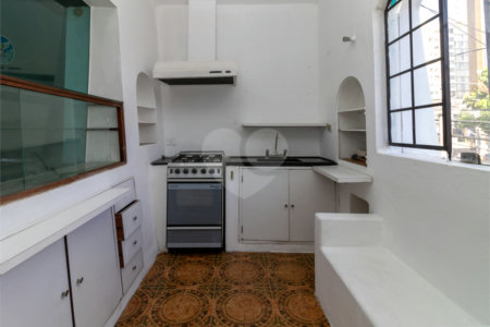 Casa Térrea à venda com 1 quarto em Pinheiros, São Paulo, SP