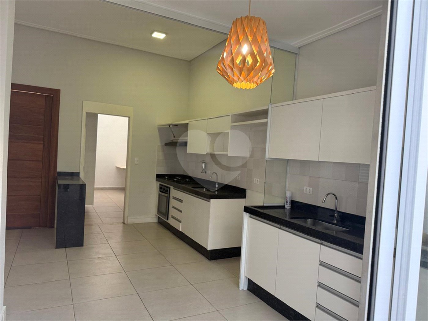 Casa à venda com 3 quartos, sendo 1 suíte, no condomínio Village Moutonnée Salto Sp, Salto - SP
