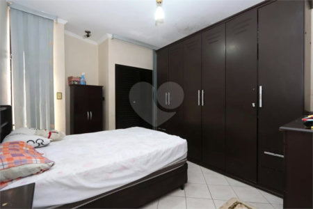 Casa Térrea à venda com 3 quartos, sendo 1 suíte, em Vila Alpina, São Paulo, SP