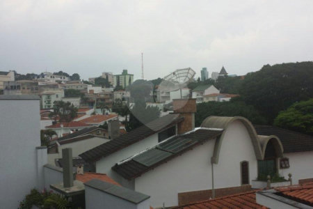 Casa à venda com 3 suítes em Jardim Franca, São Paulo, SP