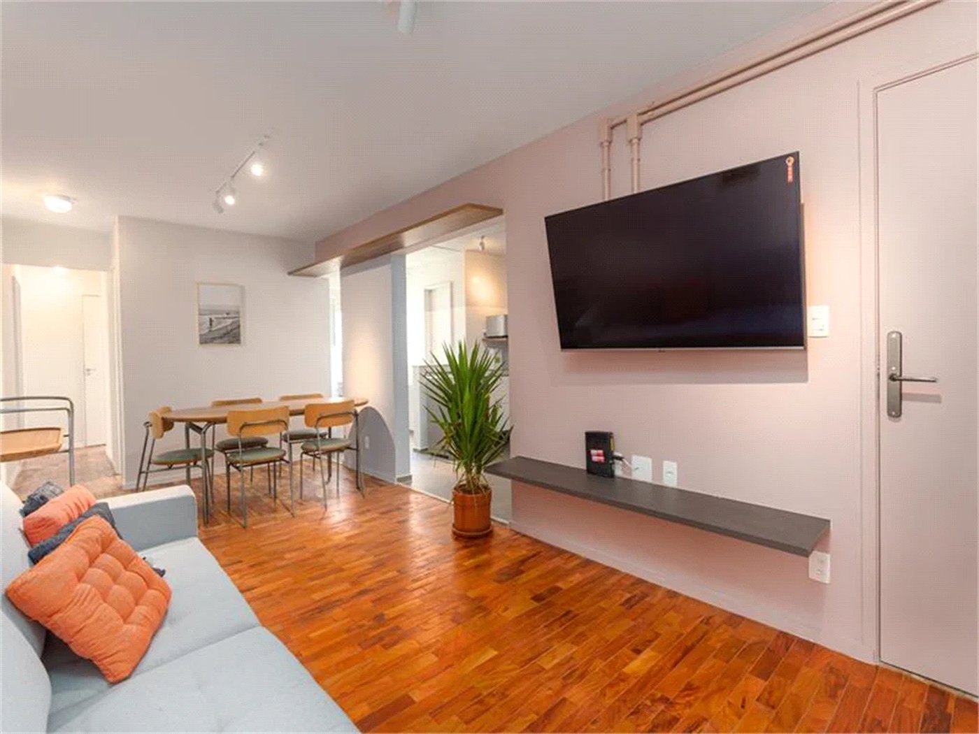Apartamento à venda com 4 quartos, sendo 1 suíte, em Vila Cordeiro, São Paulo, SP