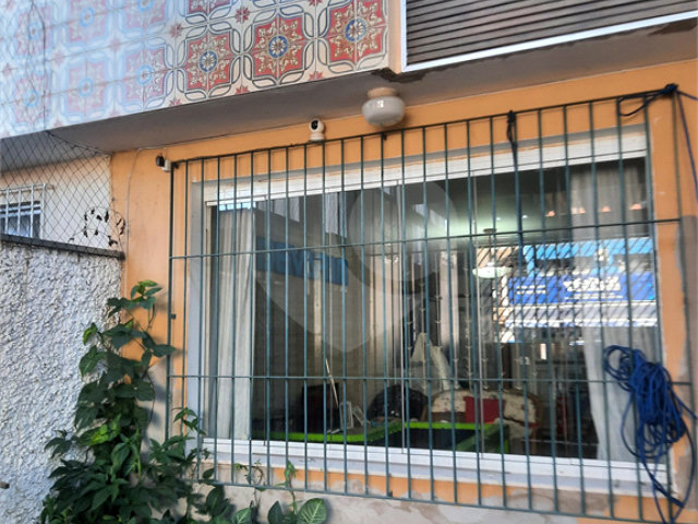 Sobrado à venda com 3 quartos, sendo 1 suíte,  em Interlagos, São Paulo, SP