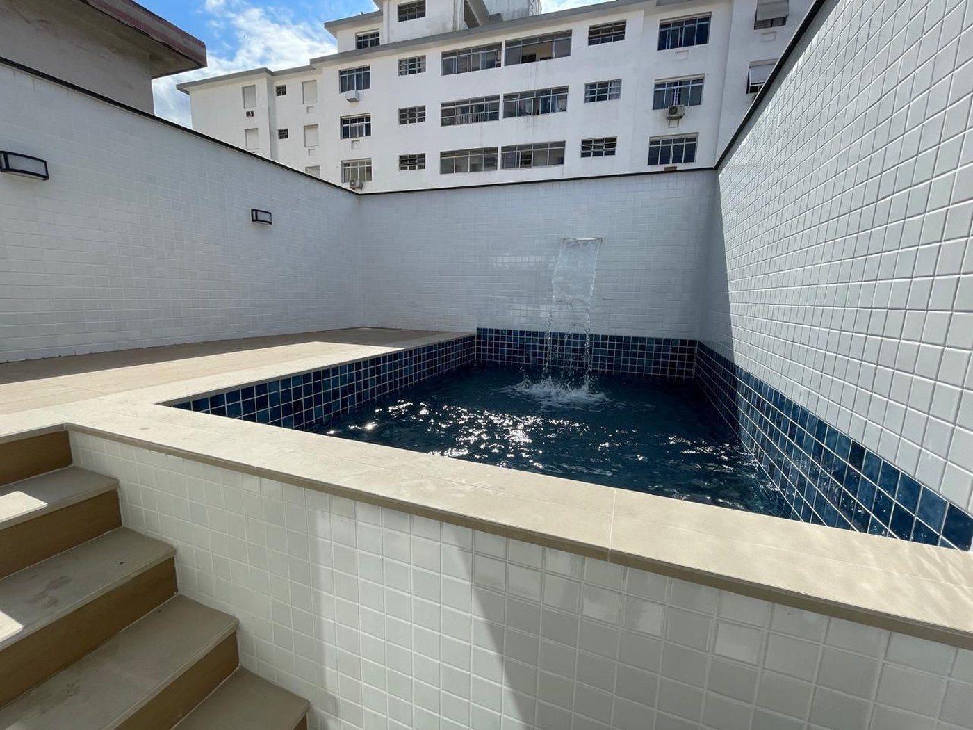 Casa com 4 dormitórios à venda, 234 m² por R$ 1.650.000,00 - Embaré - Santos/SP