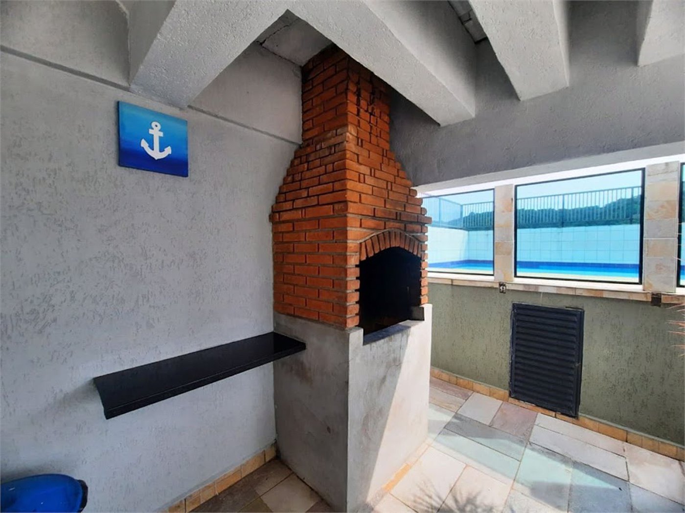 Apartamento Reformado com 1 Dormitório à Venda na Enseada – Guarujá