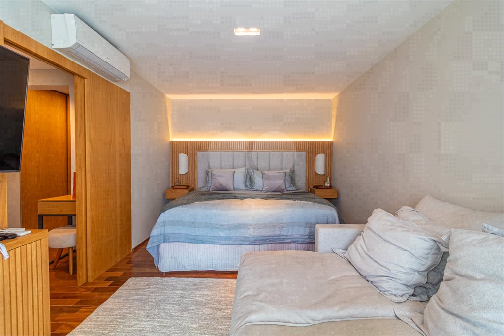 Apartamento à venda com 3 suítes em Vila Olímpia, São Paulo, SP