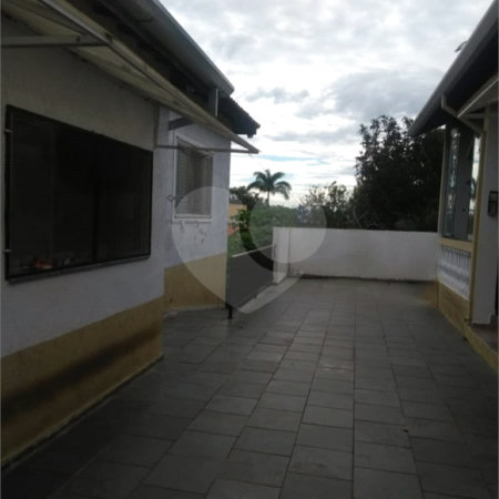 Casa à venda com 4 suítes no condomínio Piccolo Paese, Salto - SP
