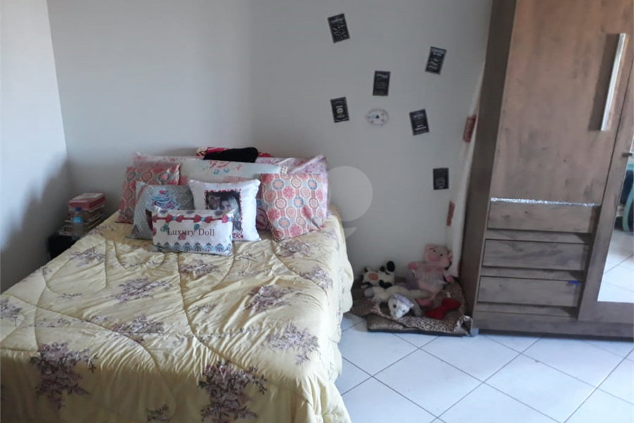 Sobrado à venda com 4 quartos, sendo 1 suíte,  no Brasilândia, São Paulo, SP