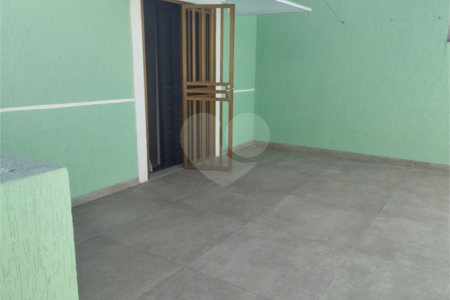 Sobrado à venda com 2 quartos em Vila Medeiros, São Paulo, SP