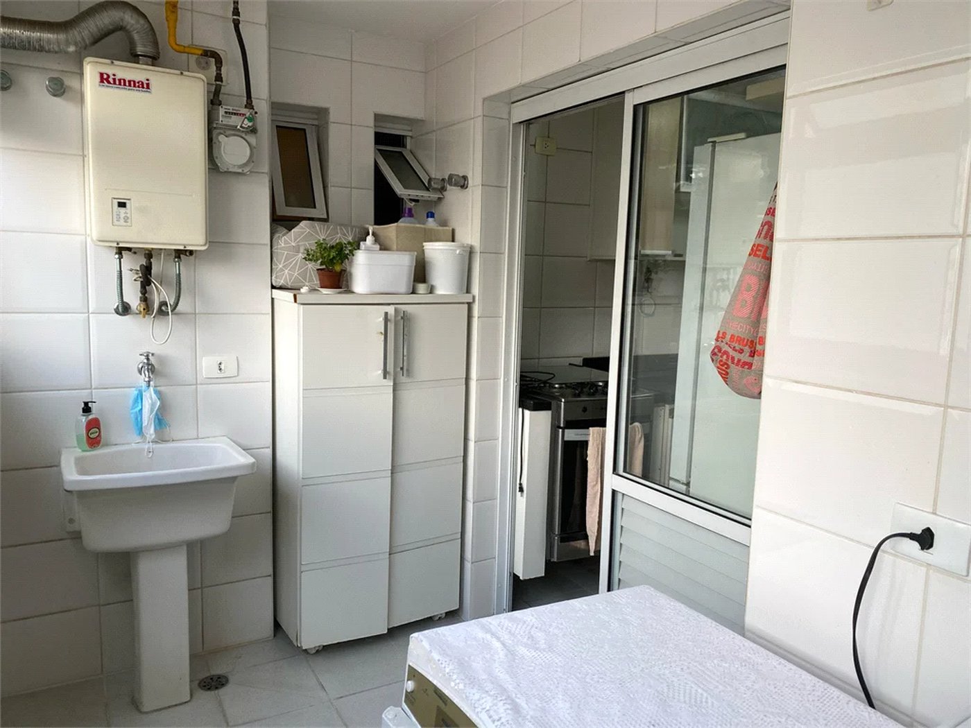 Apartamento para alugar com 2 quartos, sendo 1 suíte, em Alto da Lapa, São Paulo, SP