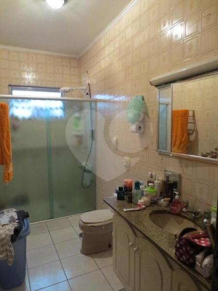 Casa à venda com 4 quartos, sendo 2 suítes, em Bosque da Saúde, São Paulo, SP