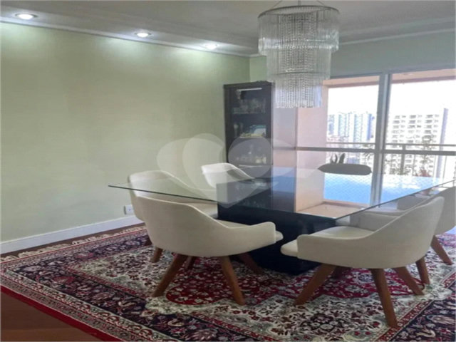 Apartamento à venda com 3 quartos, sendo 1 suíte,  em Saúde, São Paulo, SP