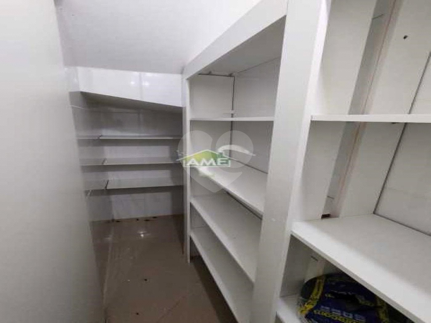 Casa à venda com 2 quartos, sendo 1 suíte,  em Campo Grande, Rio de Janeiro, RJ