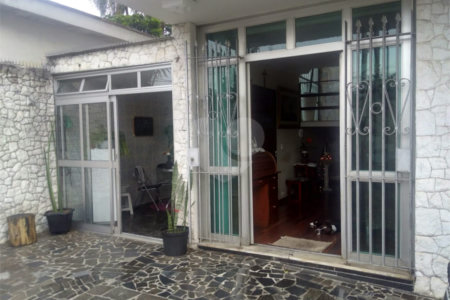 Sobrado à venda com 5 quartos, sendo 1 suíte,  em Planalto Paulista, São Paulo, SP