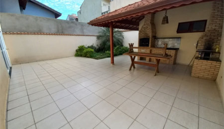 Sobrado à venda com 3 quartos, sendo 1 suíte,  em Lar São Paulo, São Paulo, SP