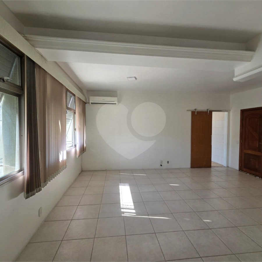 Apartamento à venda com 3 quartos, sendo 1 suíte, em Tijuca, Rio de Janeiro, RJ