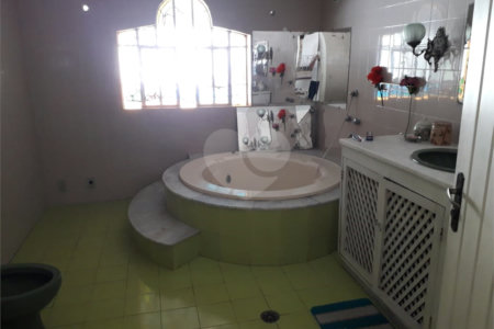 Casa Térrea à venda com 3 quartos, sendo 1 suíte, em Jardim Ibiratiba, São Paulo, SP