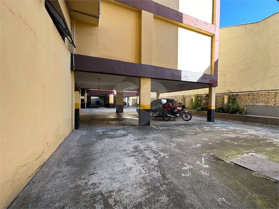 Apartamento à venda com 2 quartos em Vila Galvão, Guarulhos, SP