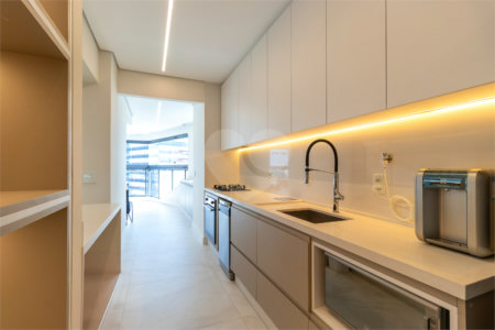 Apartamento à venda com 3 suítes em Chácara Santo Antônio (zona Sul), São Paulo, SP