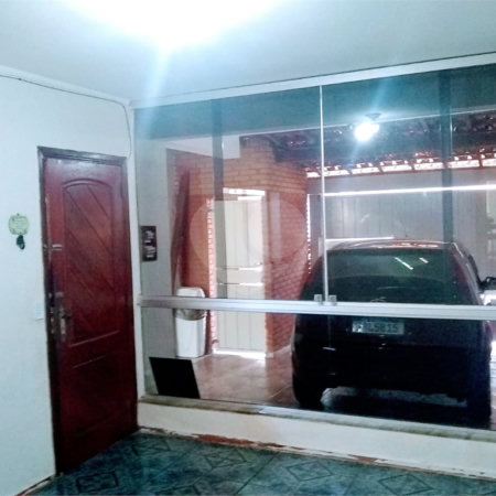 Sobrado à venda com 4 quartos, sendo 1 suíte,  em Jardim Alvinópolis, Atibaia, SP