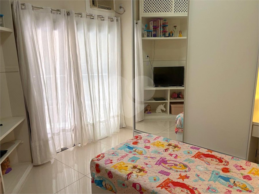 Apartamento à venda com 3 quartos, sendo 1 suíte,  em Lagoa, Rio de Janeiro, RJ