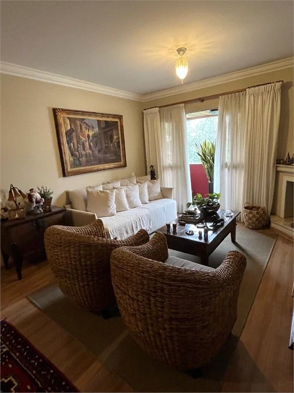 Apartamento à venda com 3 quartos, sendo 1 suíte,  em Jardim Londrina, São Paulo, SP