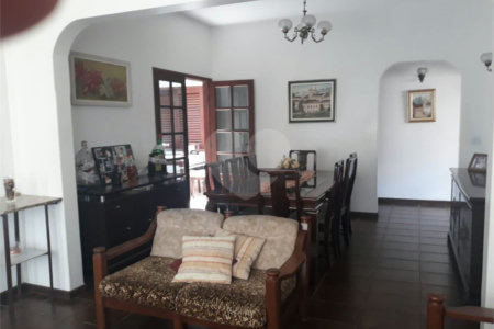 Casa à venda ou para alugar com 3 quartos, sendo 1 suíte, em Jardim Maria Trindade, São Roque, SP