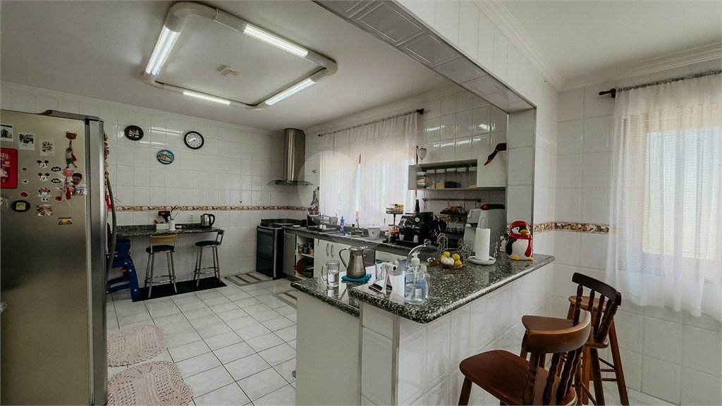 Casa à venda com 4 suítes no condomínio Monte Belo, Salto - SP
