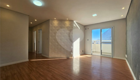 Apartamento à venda com 3 quartos, sendo 1 suíte,  em Jardim Vera Cruz, Sorocaba, SP