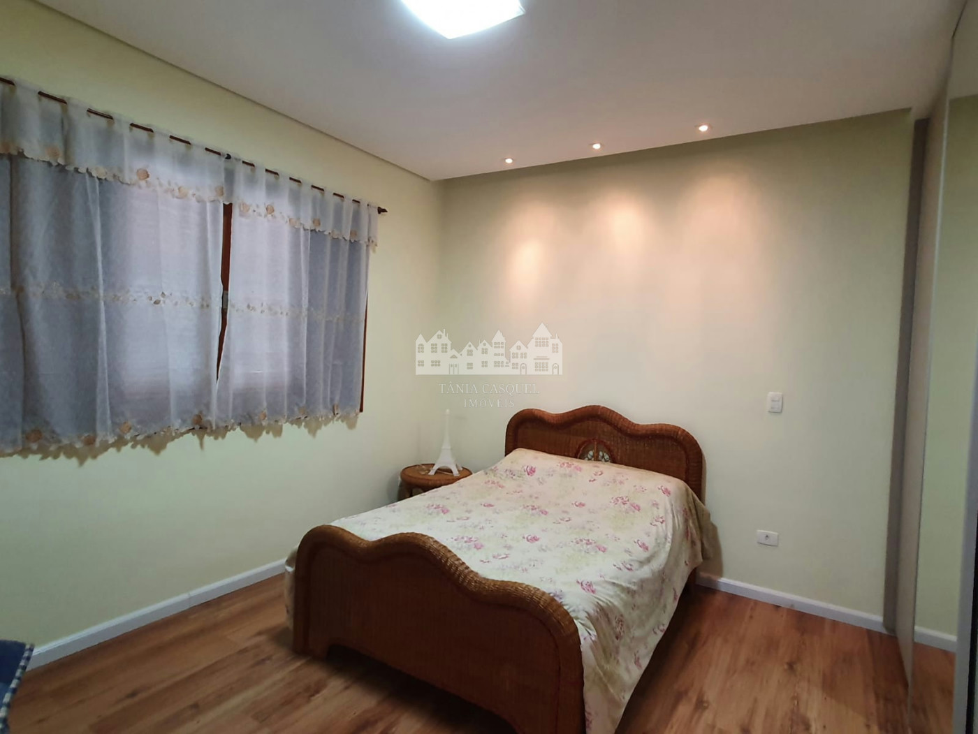 Casa para locação no Jardim Paulista – um refúgio com vista deslumbrante em Atibaia