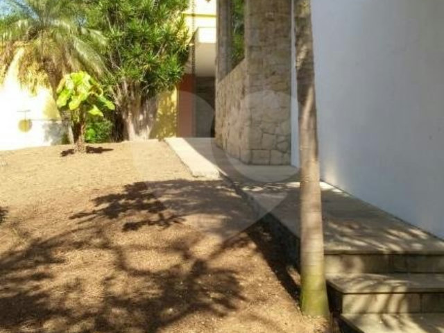 Casa à venda com 3 suítes em Vila Albertina, São Paulo, SP