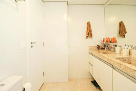 Apartamento à venda com 3 quartos, sendo 1 suíte,  em Santa Teresinha, São Paulo, SP
