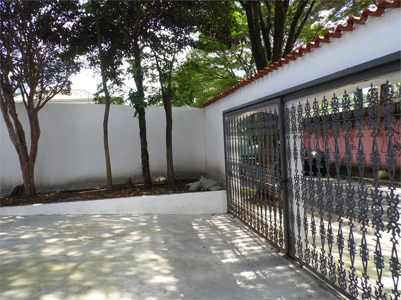 Casa à venda com 5 quartos, sendo 3 suítes, em Vila São Francisco, São Paulo, SP
