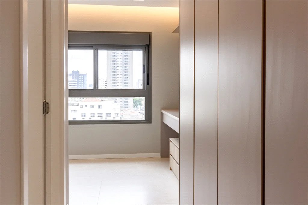 Apartamento à venda com 3 quartos, sendo 2 suítes, em Brooklin Paulista, São Paulo, SP