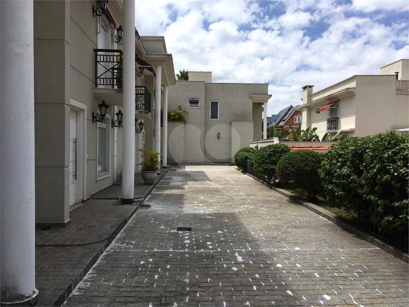 Casa à venda com 4 quartos, sendo 3 suítes,  em Vila Monumento, São Paulo, SP
