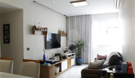 Apartamento à venda com 3 quartos, sendo 2 suítes,  em Tijuca, Rio de Janeiro, RJ