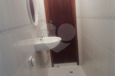 Sobrado à venda com 3 quartos, sendo 1 suíte, em Jardim Caravelas, São Paulo, SP